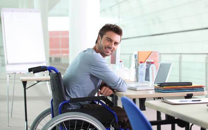 Люди с ограниченными возможностями здоровья смогут получить второе профессиональное образование бесплатно