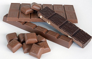 Диетологи заверили в пользе горького шоколада